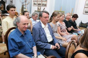 Course closing concert. Foreground: Prof. Alexei Orlovetsky and Prof. Zbigniew Faryniarz,    Music and Literature Club 30th Aug 2012.